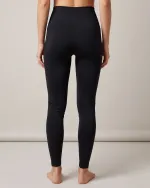 Contour Seamless Legging in Black, back